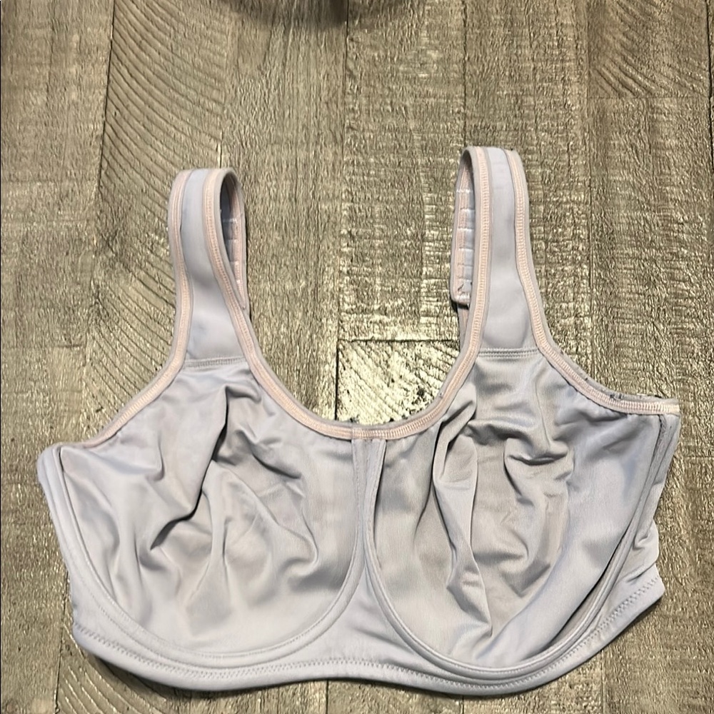 Wacoal Underwire Full Coverage Sports Bra - Women's Intimates